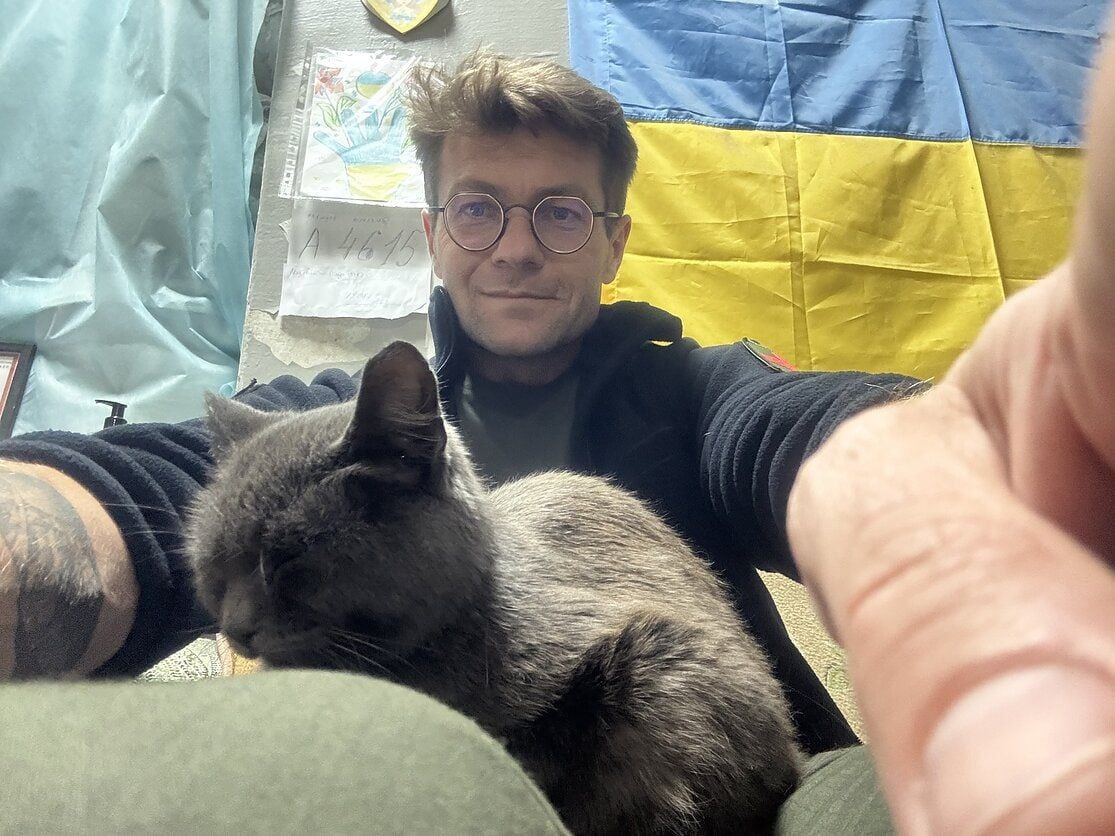 Ексміністр охорони здоровʼя Литви провів два тижні у зоні бойових дій в Україні, де допомагав рятувати поранених Ексміністр охорони здоровʼя Литви провів два тижні у зоні бойових дій в Україні, де допомагав рятувати поранених