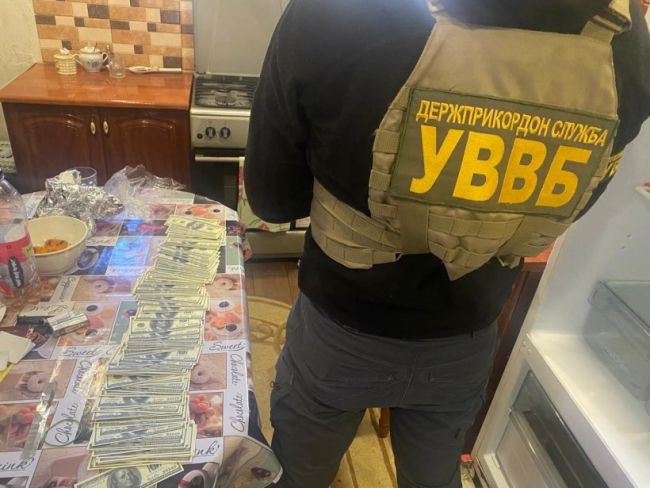 На Закарпатті правоохоронці викрили угруповання, яке переправляло осіб через кордон