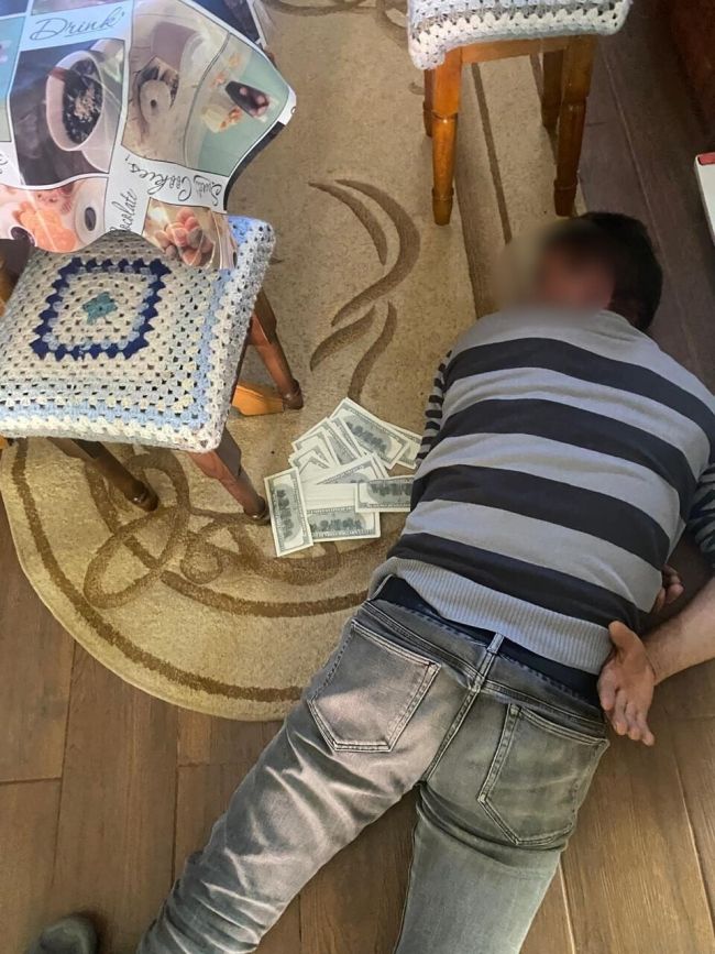 На Закарпатті правоохоронці викрили угруповання, яке переправляло осіб через кордон