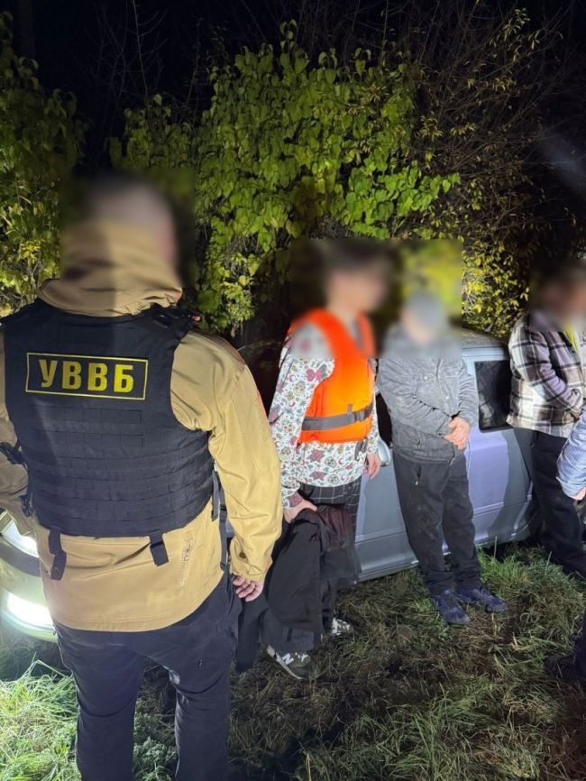 На Закарпатті співробітники відділу внутрішньої та власної безпеки ДПСУ припинили протиправну діяльність адвоката та його «помічника»