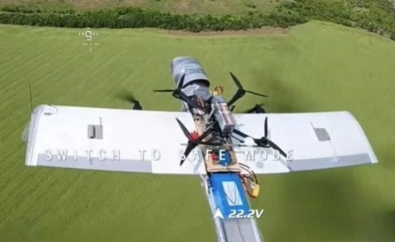 Харьков под атакой дронов-носителей Молния