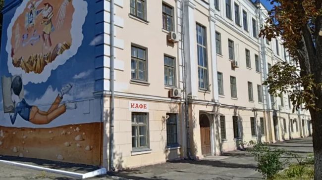 Прокуратура не змогла вигнати ФОПа з орендованого кафе у Києво-Могилянській академії