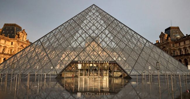 Грабіжникам допомагав один з охоронців Лувру, - The Telegraph
