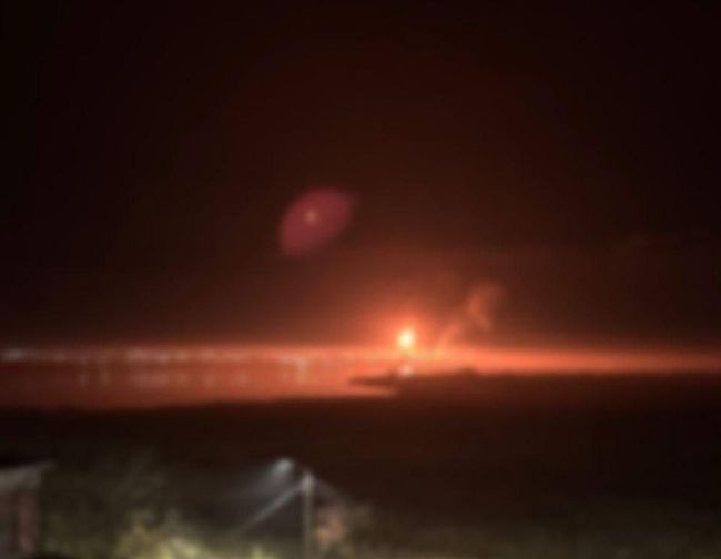 Після дводенної паузи Сили Оборони нормально так пройшлися по об’єктах росіян Після дводенної паузи Сили Оборони нормально так пройшлися по об’єктах росіян