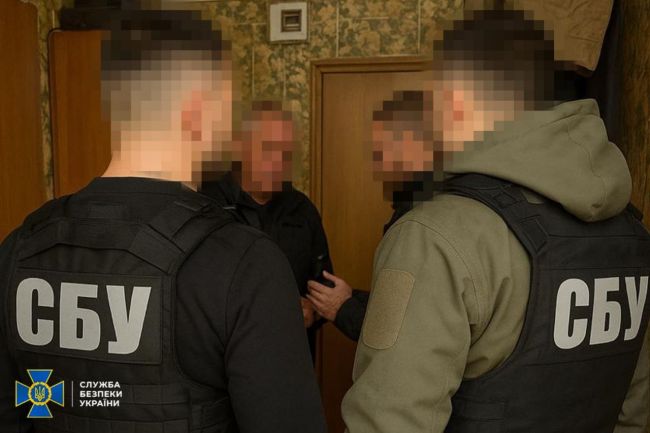 СБУ та Нацполіція викрили ще 9-х організаторів «ухилянтських схем»: серед затриманих власник фейкового ліцею СБУ та Нацполіція викрили ще 9-х організаторів «ухилянтських схем»: серед затриманих власник фейкового ліцею