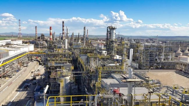 Болгарія хоче націоналізувати, а потім продати російський НПЗ «Лукойл Нафтохім Бургас»