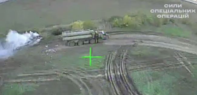 Спеціальні дії ССО в Криму: знищили пускову установку С-400 «Тріумф» та склад боєприпасів Спеціальні дії ССО в Криму: знищили пускову установку С-400 «Тріумф» та склад боєприпасів