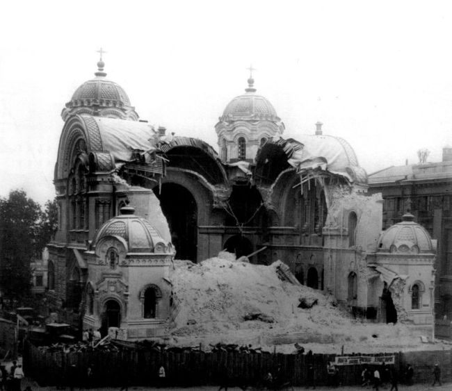 Білі, червоні й наші: що і кого пережив Харків під час Української революції 1917-1921 років