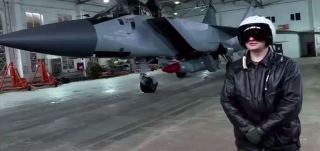 российский пропагандистский телеканал Zvezda обвинил Украину в попытке угнать перехватчик МиГ-31К с ракетой Х-47М2 “Кинжал”