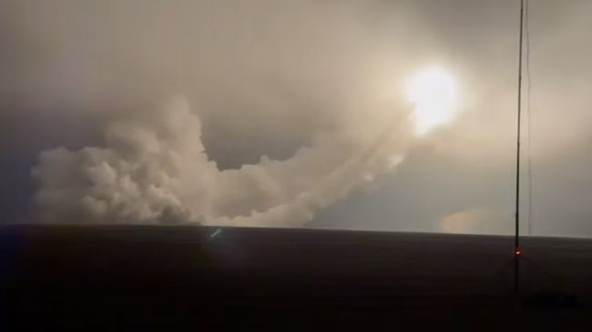 Генштаб опубликовал видео с запуском четырех ракет Фламинго