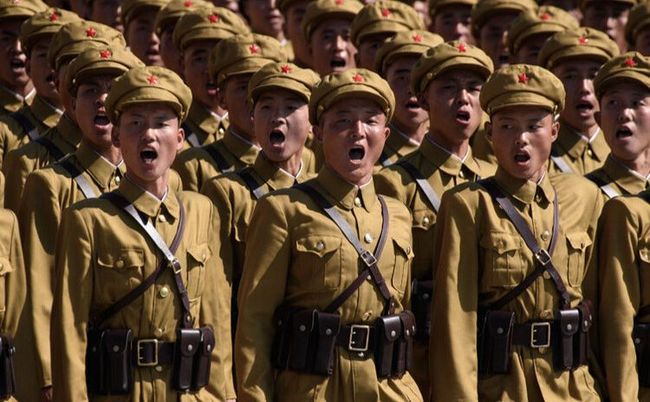 Рук не вистачає: москва планує “імпортувати” 12 тисяч “збирачів шахедів” з КНДР