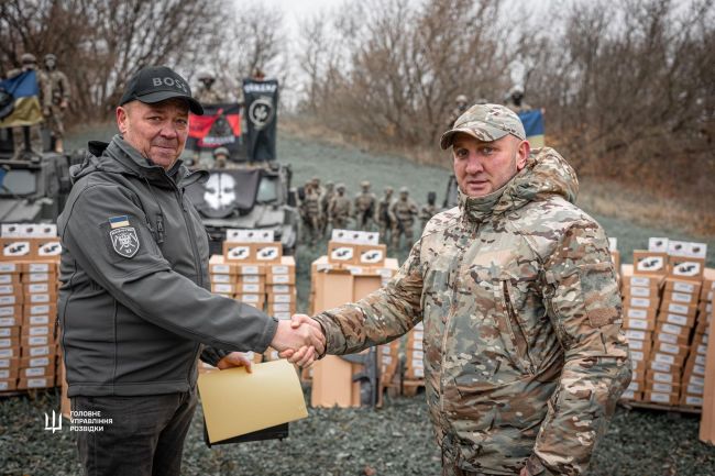 Зброя проти дронів: спецпризначенці ГУР отримали рушниці та спеціальне спорядження від благодійників Зброя проти дронів: спецпризначенці ГУР отримали рушниці та спеціальне спорядження від благодійників