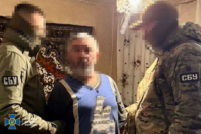 СБУ затримала ворожого інформатора, який допомагав рф готувати нову спробу прориву оборони на Харківщині