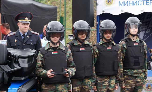 білорусь: освіта під контролем ідеології та армії