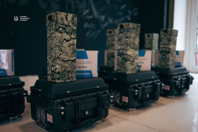 “Свідки” гуркоту на росії — бійці ГУР отримали від благодійників новітні дрони та засоби РЕБ на 13 мільйонів