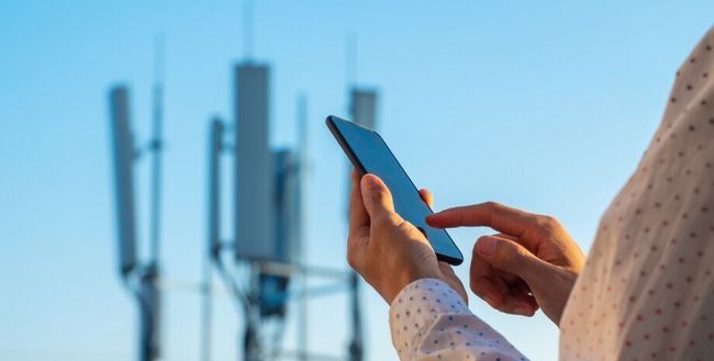 Зеленський підписав закон, який установлює чіткі вимоги до якості зв’язку