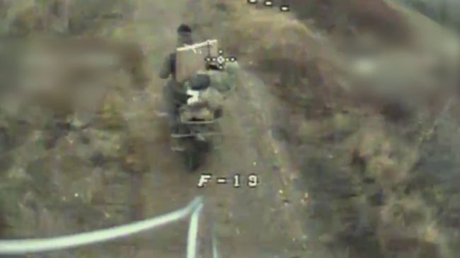 На Донеччині знищено два новітні комплекси РЕБ окупантів «Чорне око» (ВІДЕО) На Донеччині знищено два новітні комплекси РЕБ окупантів «Чорне око» (ВІДЕО)