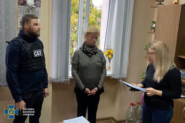 СБУ затримала ще 4-х агітаторів рашизму: серед них чиновниці Одеської міськради, які вихваляли путіна