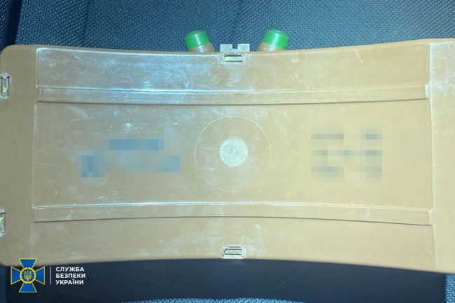 СБУ викрила агентурну мережу рф, яка готувала схрони з комплектуючими до вибухових пристроїв для терактів на заході України СБУ викрила агентурну мережу рф, яка готувала схрони з комплектуючими до вибухових пристроїв для терактів на заході України