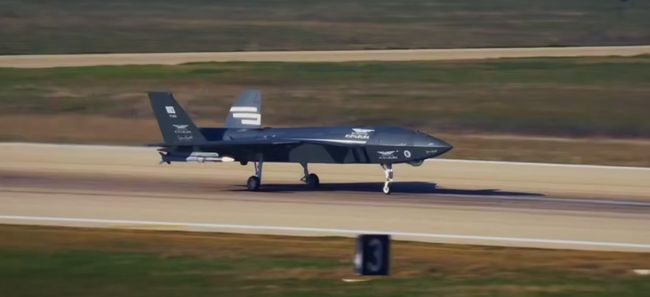 У Туреччині Bayractar здійснив першу в історії успішну дронову атаку ракетою «повітря — повітря»