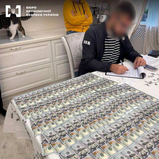 БЕБ в Одесі викрило схему ухилення від сплати податків на 10,6 млн грн БЕБ в Одесі викрило схему ухилення від сплати податків на 10,6 млн грн