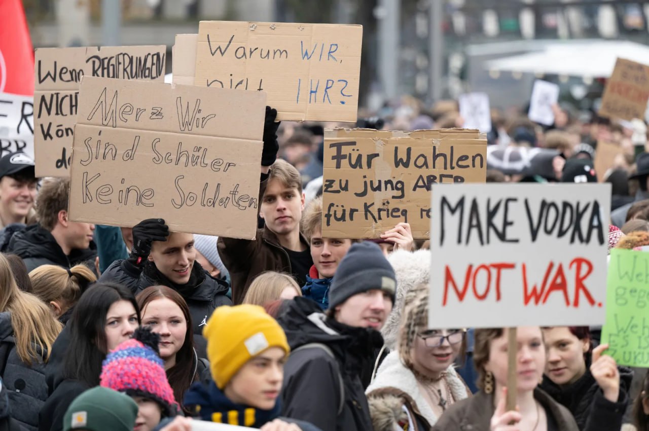 Новости из параллельной реальности непуганных и блаженных Новости из параллельной реальности непуганных и блаженных