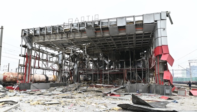 За тиждень рф випустила по Україні понад 1600 ударних БПЛА і майже 70 ракет, - Зеленський