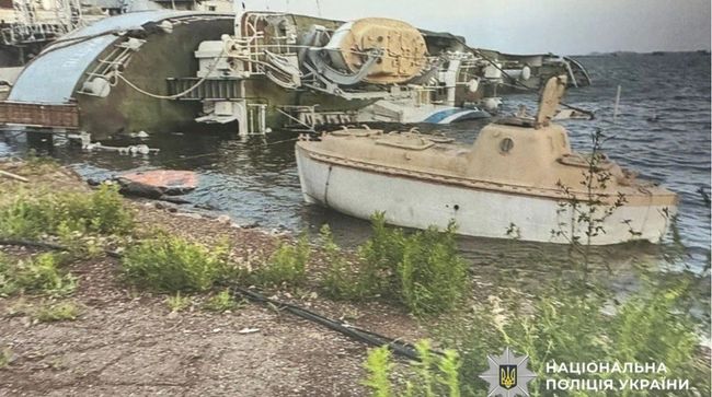 Чиновник та працівники Укрспецторгу продавали списані військові кораблі: їм вручили підозри