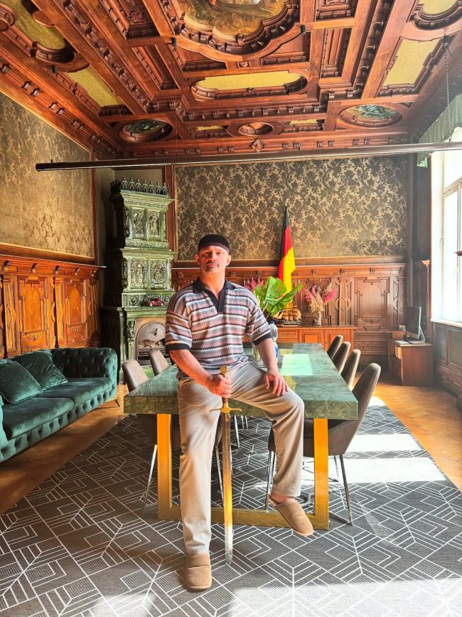 Пока европейские политики сосредотачиваются, напомню эпизод из недавнего прошлого, который сейчас заиграл новыми красками