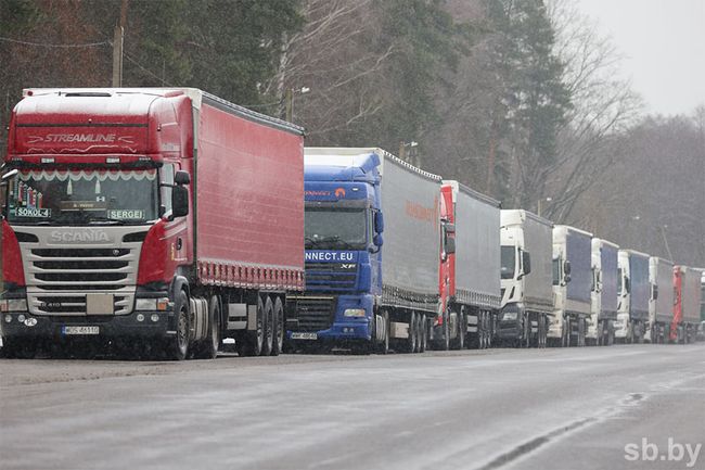 білорусь посилює торговельну залежність від росії на тлі падіння експортних ринків