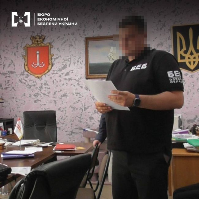 БЕБ - розкрадання коштів, виділених на програму протидії ВІЛ/СНІДу та інш.