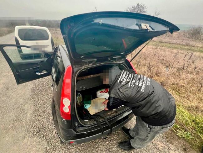 Прикордонники ліквідували схему незаконного перетину державного кордону на Одещині Прикордонники ліквідували схему незаконного перетину державного кордону на Одещині