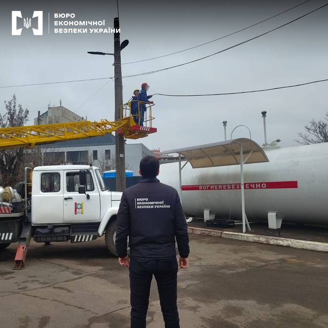 БЕБ - незаконна автозаправка