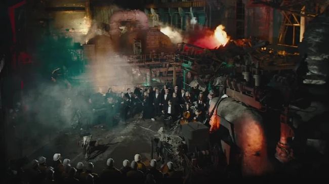 Щедрик проспівали на зруйнованій ТЕЦ як заклик до світу про допомогу