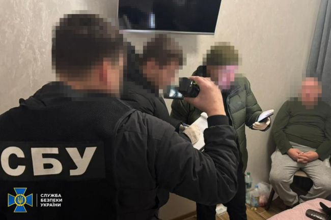 СБУ та Нацполіція затримали ще 8-х організаторів «ухилянтських схем» у різних регіонах України