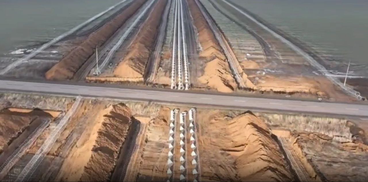 OSINT-исследователь Клеман Молен проанализировал спутниковые снимки, фото и видео новой украинской линии укреплений