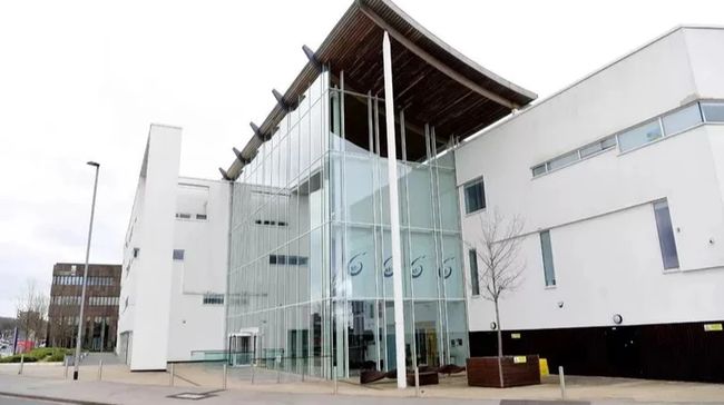 Українка кинула британський коледж, бо їй наполегливо рекомендували вивчати російську мову