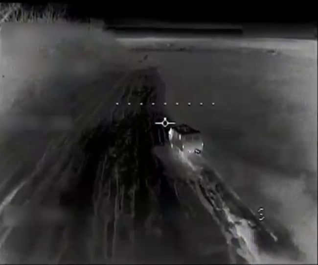 Різдвяні «подарунки» для окупантів: як дрони «Форпосту» знаходять ворога навіть під маскуванням (ВІДЕО)