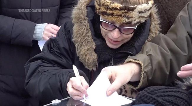 У Сербії студенти збирають підписи за дострокові парламентські вибори, щоб усунути президента Александра Вучича