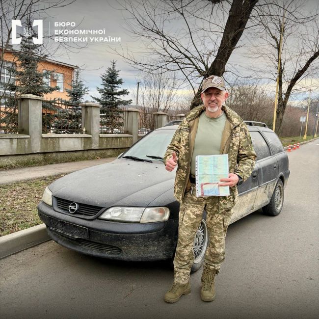 ТУ БЕБ у Закарпатській області передало військовим автомобілі та БПЛА, вилучені під час протидії контрабанді