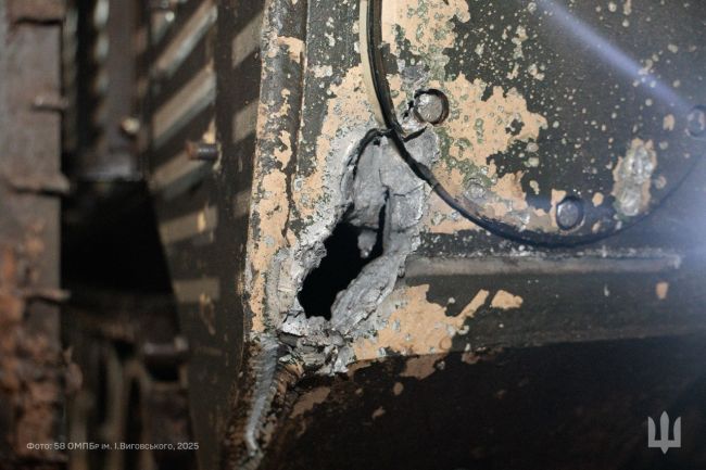 Збірний пункт пошкоджених машин ремонтно-відновлювального батальйону – це місце, де техніка отримує другий шанс Збірний пункт пошкоджених машин ремонтно-відновлювального батальйону – це місце, де техніка отримує другий шанс