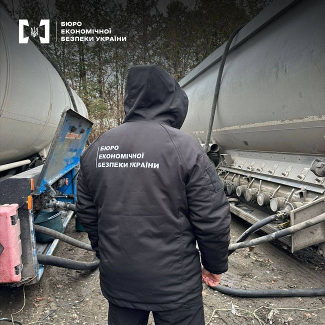 БЕБ викрито незаконне виготовлення та реалізація фальсифікованого пального