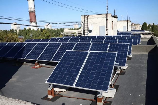 Маленькі потужності у різних регіонах і сонячні станції на дахах – це шлях до енергетичної незалежності, - Зиновій Козицький