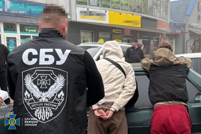 СБУ та Нацполіція ліквідували ще три «схеми для ухилянтів»