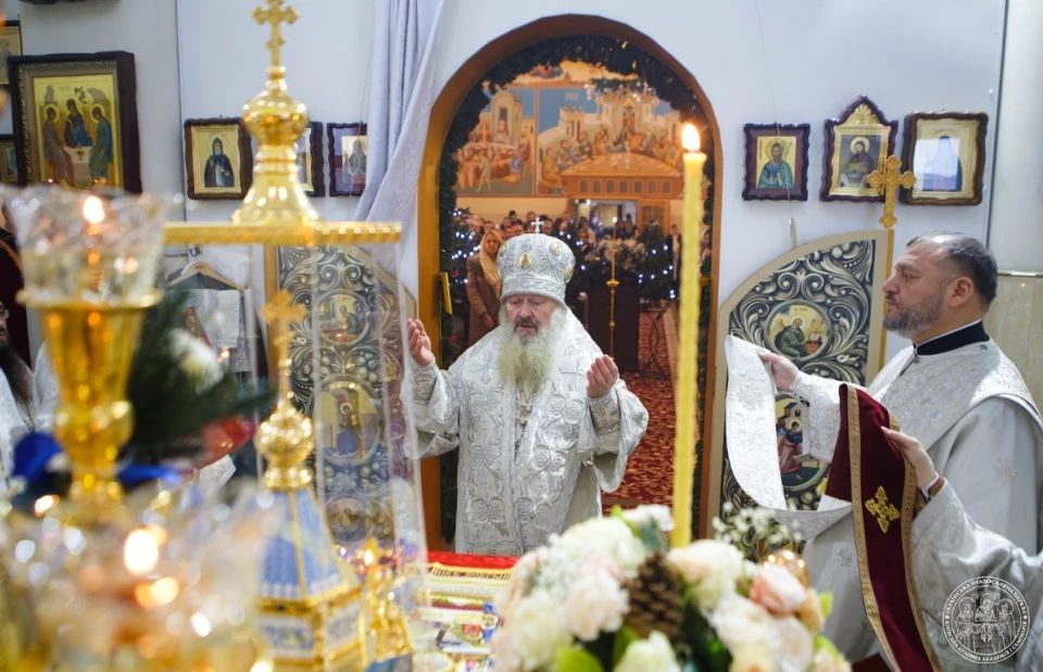 Павло Лебідь, якого звинувачують у підривній діяльності на користь рф, провів богослужіння в Києві, йому прислуговував ексрегіонал Добкін