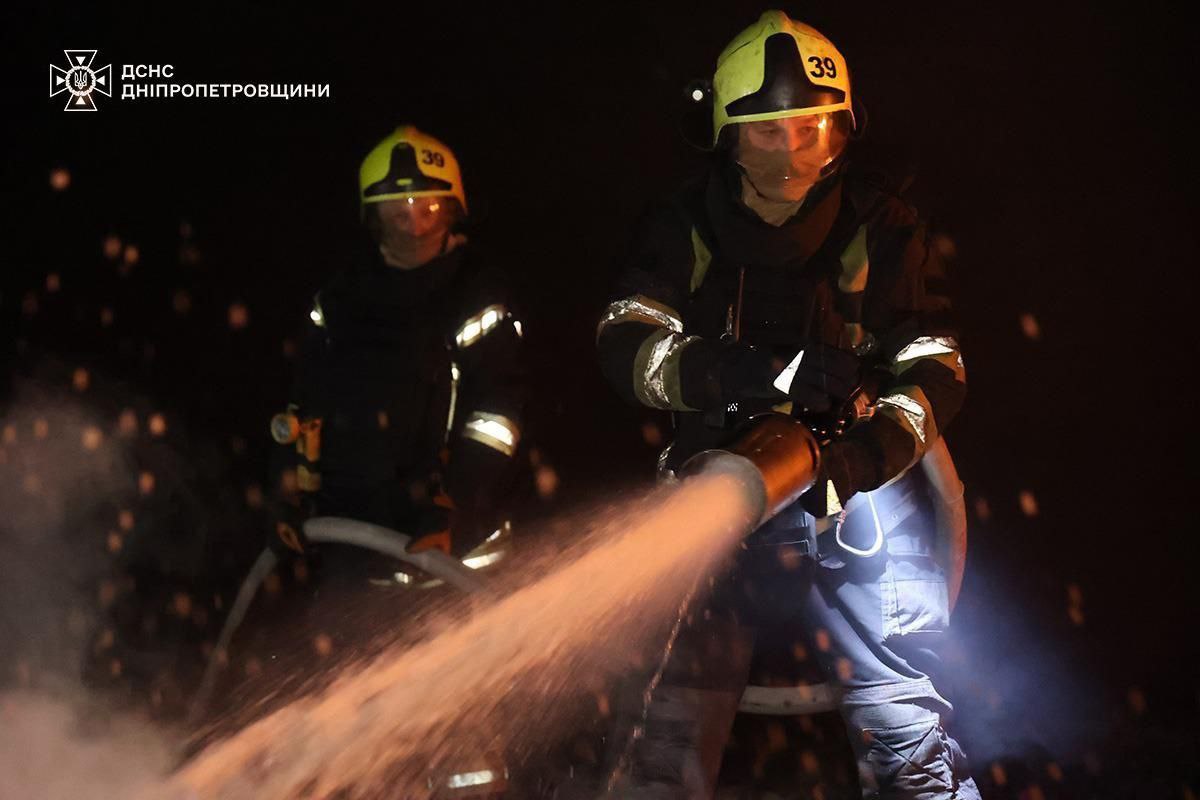 Атаки росії по Запорізькій та Дніпропетровській областях — свідомий терор мирних українців Атаки росії по Запорізькій та Дніпропетровській областях — свідомий терор мирних українців