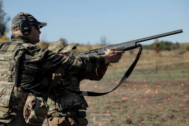 Через розвиток російських дронів засоби РЕБ стали не такими ефективними, - волонтер про ситуацію в Куп’янську