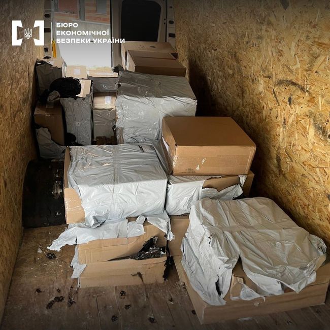 Детективи ТУ БЕБ у м. Києві викрили схему незаконного збуту контрафактних тютюнових виробів у Києві та Київській області