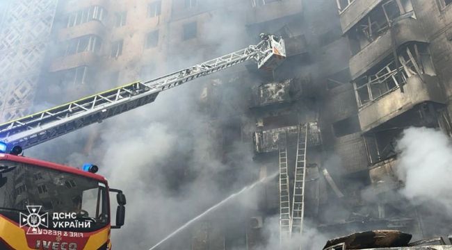 росія за рік вбила понад 2500 українських цивільних, а Орешник викликає гнів у Раді Безпеки ООН. Акценти світових ЗМІ 13 січня