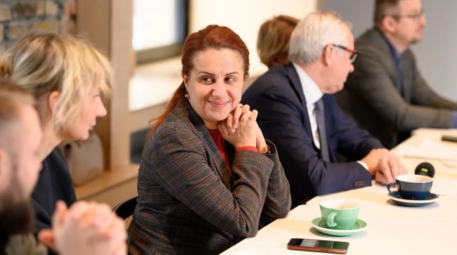 Рада викликала міністерку Калмикову після заяв про нібито фейкове бронювання у меморіальному кладовищі